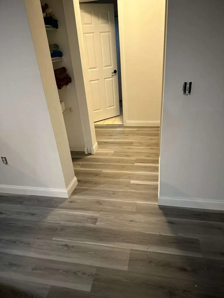 Vinyl flooring built for Tampa Bay living