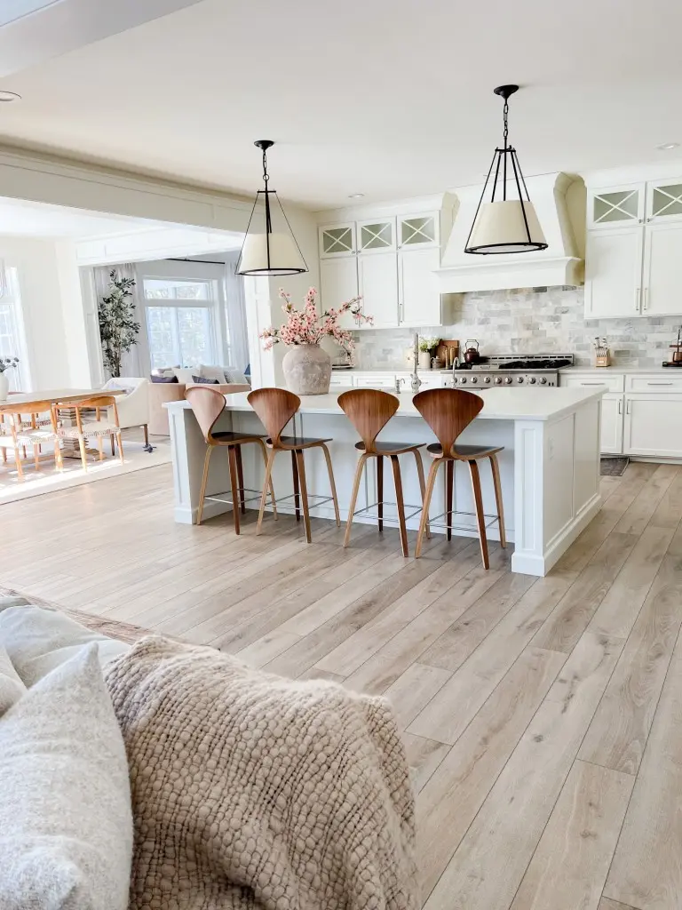 Laminate flooring in Largo, FL